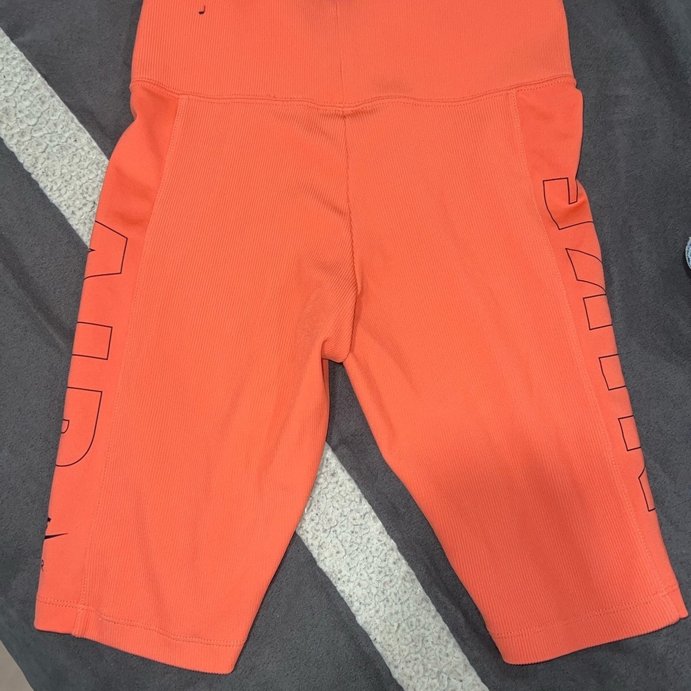Women’s Nike Orange Athletic Shorts High-Waisted Compression - Picture 3 of 7